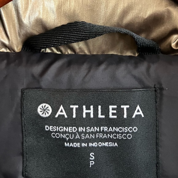 Athleta Downtown Gold Bronze Metallic Down Puffer Vest - Size Small - Like NEW! - Picture 11 of 13
